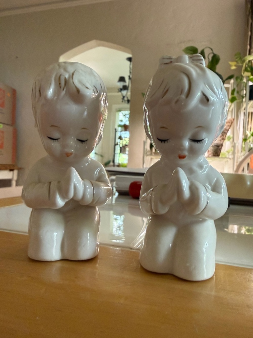 Hummel White Ceramic Praying Boy and girl salt and pepper shakers - Set of 2